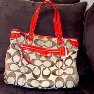 Women’s COACH purse